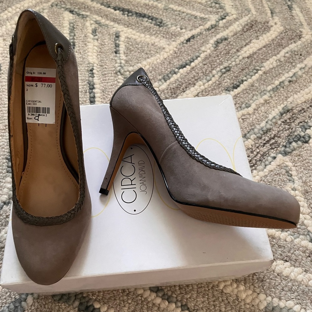 Grey suede round toe Joan&David stilettos.